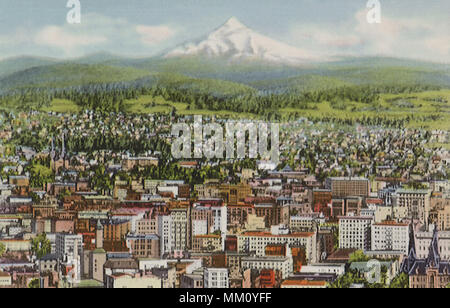 Anzeigen von Portland und Mount Hood. 1946 Stockfoto