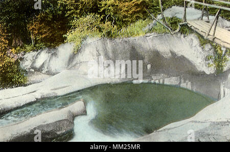 Becken und Old Man's Fuß in Franconia Notch. 1920 Stockfoto