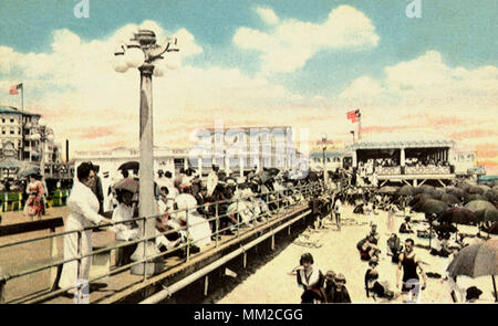 Blick auf die Promenade und den Strand. Asbury Park. 1920 Stockfoto