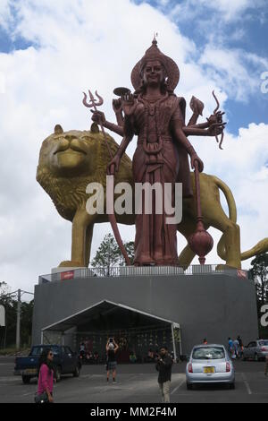 Durga Mata Statue an der Ganga Talao, Grand Bassin, Mauritius, hinduistischen Gottheit Statuen rund um den Heiligen See Stockfoto