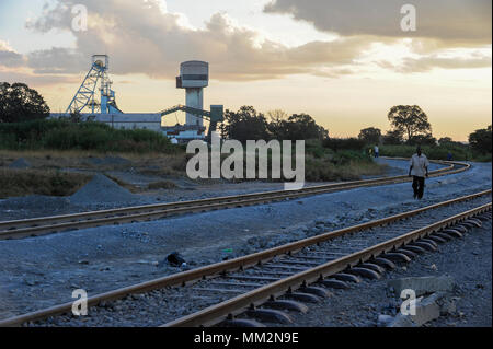 Sambia copperbelt Stadt Kitwe, Chambishi Kupfermine gehört CNMC China NE-Metall Mining Co. Ltd/SAMBIA Kitwe im copperbelt zu Chinesisch, Kupfermine und Schmelze Chambishi Kupfermine gehoert zur chinesischen Firmen Gruppe CNMC China NE-Metall Mining Co Ltd. Stockfoto