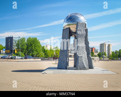 VILNIUS, LITAUEN - 8. Mai 2018: Skulptur für litauische Basketball durch Tadas Gutauskas Stockfoto