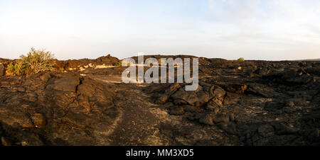 Lavafelder um Erta Ale Vulkan, die Danakil, Afar, Äthiopien Stockfoto