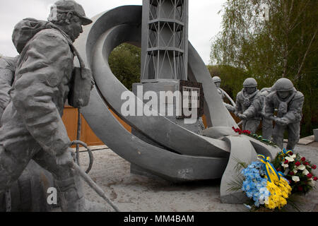 Denkmal für die Feuerwehrmänner, Tschernobyl Tschernobyl Stockfoto