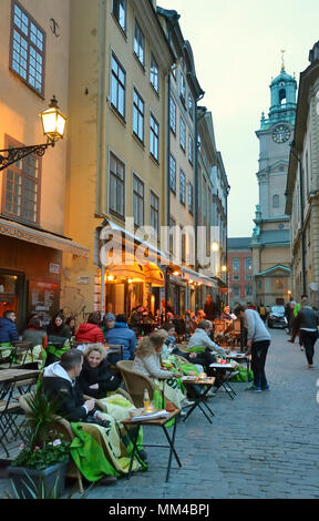 Am späten Nachmittag am Stortorget in Gamla Stan, der Altstadt von Stockholm. Schweden Stockfoto