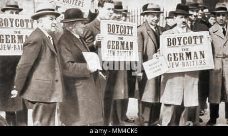 Eine Gruppe von Juden gegen Hitlers anti-jüdische Lehre im Hyde Park, London, England 1933 Holding Zeichen, lesen ' Boykott der deutschen Juden - Baiters' versammelten protestieren. Aus dem Festzug des Jahrhunderts, veröffentlicht 1934 Stockfoto