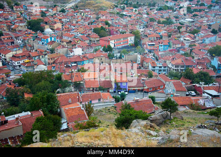 Blick auf die Stadt von der Straße auf die afyonkarahisar Schloss Stockfoto