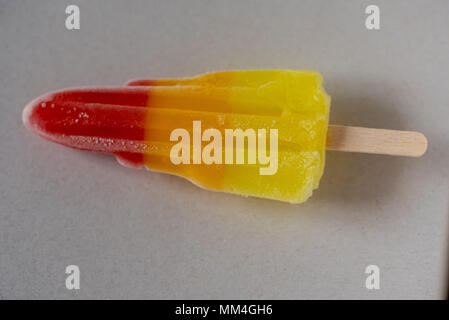 Rocket geformte Eis am Stiel Stockfoto