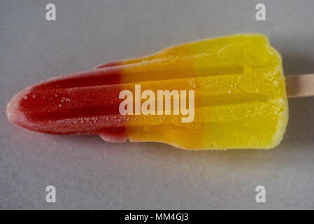 Rocket geformte Eis am Stiel Stockfoto