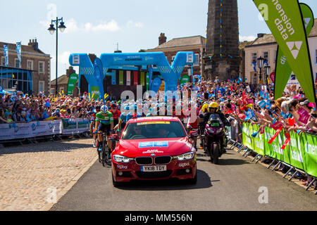 Tour De Yorkshire Radrennen, Stufe 3 North Yorkshire, Richmond, Scarborough, Startposition, Max's Team Sunweb Walscheid gewonnen. Stockfoto