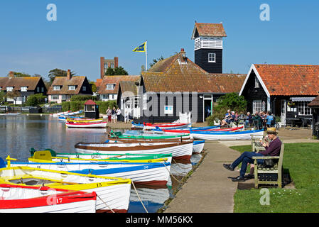 Boote auf die bloße, Damme, Suffolk, England Großbritannien Stockfoto