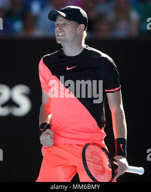 Der britische Tennisspieler Kyle Edmund Bilden einer Faust und Jubel während der Männer singles Match in Australian Open Tennis Turnier 2018, Melbourne Park, Mel Stockfoto