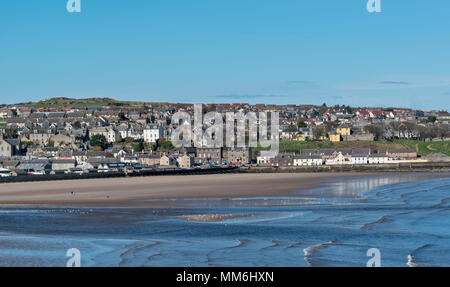 BANFF ABERDEENSHIRE SCHOTTLAND AUS GESEHEN ÜBER SANDS, WO DER FLUSS DEVERON DAS MEER TEIL 7 eintritt Stockfoto