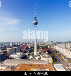 Berlin, Deutschland - 31. August 2017: Berliner Skyline und den Fernsehturm, Alexanderplatz in Deutschland. Stockfoto