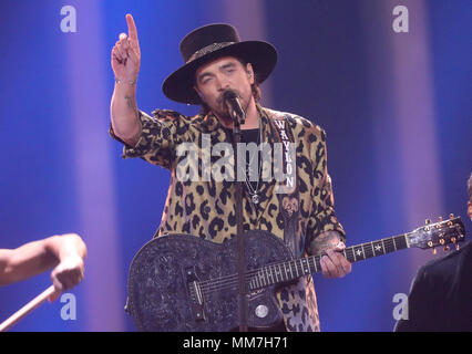 09 Mai 2018, Portugal, Lissabon: Die Niederlande Waylon auf der Bühne während des zweiten Generalprobe des zweiten Halbfinale beim Eurovision Song Contest. Das Finale findet am 12. Mai 2018. Foto: Jörg Carstensen/dpa Stockfoto