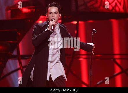 09 Mai 2018, Portugal, Lissabon: Der Ukraine Melovin auf der Bühne während des zweiten Generalprobe des zweiten Halbfinale beim Eurovision Song Contest. Das Finale findet am 12. Mai 2018. Foto: Jörg Carstensen/dpa Stockfoto