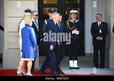 Warschau, Polen. 10. Mai 2018: Präsident Andrzej Duda erhalten tschechische Präsident Milos Zeman und First Lady Ivana Zemanova im Präsidentenpalast in Warschau. © Jake Ratz/Alamy leben Nachrichten Stockfoto