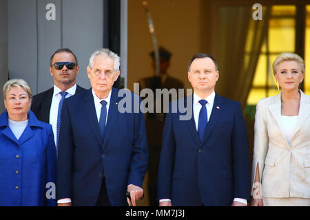 Warschau, Polen. 10. Mai 2018: Präsident Andrzej Duda erhalten tschechische Präsident Milos Zeman und First Lady Ivana Zemanova im Präsidentenpalast in Warschau. © Jake Ratz/Alamy leben Nachrichten Stockfoto
