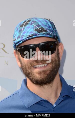 Burbank, CA. 7. Mai, 2018. John brotherton in der Ankunftshalle für die 11. jährlichen George Lopez Stiftung Berühmtheitgolfturnier, Lakeside Golf Club, Burbank, CA Mai 7, 2018. Credit: Priscilla Grant/Everett Collection/Alamy leben Nachrichten Stockfoto