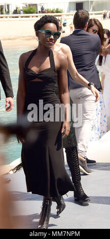 Cannes, Frankreich. 10. Mai 2018. Lupita Nyong'o Teilnahme an Fotoshooting bei Majestiic Paar Cannes Film Festival am 10. Mai 2018 Credit: Peter Phillips/Alamy leben Nachrichten Stockfoto