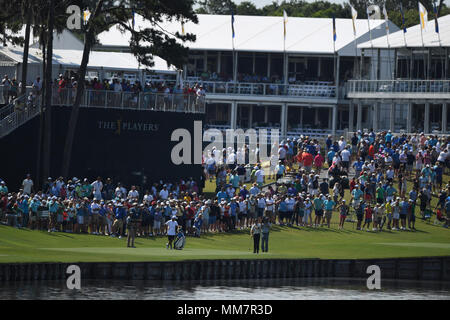 Ponte Vedra Beach, FL, USA. 10. Mai, 2018. Die Spieler Meisterschaft 2018 an TPC Sawgrass. 17. Fairway Szene: Bill Frakes/ZUMA Draht/Alamy leben Nachrichten Stockfoto