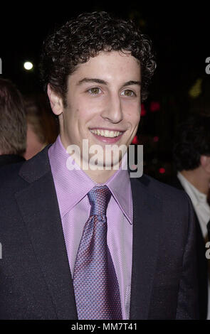 Februar 07, 2001; Los Angeles, CA, USA; 1 ere von Silverman am Mann Dorf im Westwood - Los Angeles. Jason Biggs. 10. jpgBiggs. Jason 10 Red Carpet Event, Vertikal, USA, Filmindustrie, Prominente, Fotografie, Bestof, Kunst, Kultur und Unterhaltung, Topix Prominente Fashion/Vertikal, Besten, Event in Hollywood Leben - Kalifornien, Roter Teppich und backstage, USA, Film, Stars, Film Stars, TV Stars, Musik, Promis, Fotografie, Bestof, Kunst, Kultur und Unterhaltung, Topix, headshot, vertikal, eine Person aus dem Jahr 2001, Anfrage tsuni@Gamma-USA.com Stockfoto