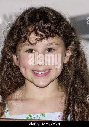 Hallie Kate Eisenberg - das Pepsi Girl - eine Anerkennung an der 3. jährlichen Familie Fernsehen Auszeichnungen im Beverly Hilton in Los Angeles. August 2, 2001 © TsuniEisenbergHallieKate 02. jpgEisenbergHallieKate 02 Red Carpet Event, Vertikal, USA, Filmindustrie, Prominente, Fotografie, Bestof, Kunst, Kultur und Unterhaltung, Topix Prominente Fashion/Vertikal, Besten, Event in Hollywood Leben - Kalifornien, Roter Teppich und backstage, USA, Film, Stars, Film Stars, TV Stars, Musik, Promis, Fotografie, Bestof, Kunst, Kultur und Unterhaltung, Topix, Köpfe Stockfoto