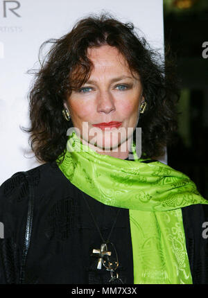 Jacqueline Bisset Ankunft im AVIATOR Premiere auf der Chinese Theatre in Los Angeles. Dezember 1st, 2004 BissettJacqueline 055 Red Carpet Event, Vertikal, USA, Filmindustrie, Prominente, Fotografie, Bestof, Kunst, Kultur und Unterhaltung, Topix Prominente Fashion/Vertikal, Besten, Event in Hollywood Leben - Kalifornien, Roter Teppich und backstage, USA, Film, Stars, Film Stars, TV Stars, Musik, Promis, Fotografie, Bestof, Kunst, Kultur und Unterhaltung, Topix, headshot, vertikal, eine Person aus dem Jahr 2004, Anfrage tsuni@Gamma-USA.com Stockfoto