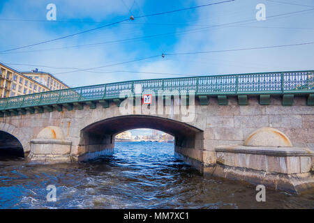 Schöne im Blick auf die Anitschkow-brücke auf Fontanka in Sankt Petersburg Stockfoto