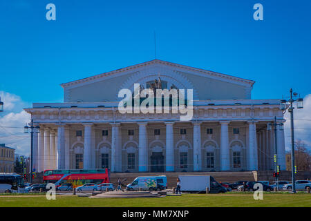 ST. PETERSBURG, Russland, 01. MAI 2018: Exchange Gebäude auf der Landzunge der Insel Vasilyevsky an einem sonnigen Tag in Sankt-Petersburg Stockfoto