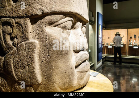 Mexiko-Stadt, Polanco, Hispanic, Immigranten, Mexikaner, Museo Nacional de Antropologia National Museum of Anthropology, Inneneinrichtung, Ausstellung exhibit Stockfoto