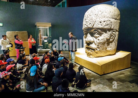 Mexiko-Stadt, Polanco, lateinamerikanische lateinamerikanische ethnische Minderheit, Immigranten, Mexikaner, Museo Nacional de Antropologia National Museum of Anthropology, Stockfoto