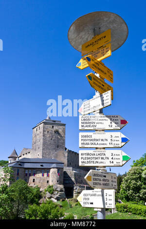 Gotický Hrad Kost u Sobotky, Cesky Raj, Ceska Republika/gotischen Burg Kost in der Nähe der Stadt Sobotka, böhmische Paradiise, Tschechische Republik Stockfoto