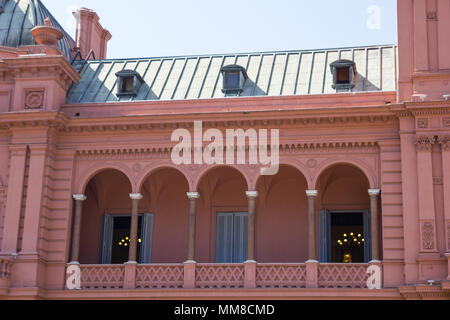 Evita Peron's Balkon. Casa Rosada (rosa Haus) Präsidentenpalast von Argentinien. Mai Square, Buenos Aires. Stockfoto