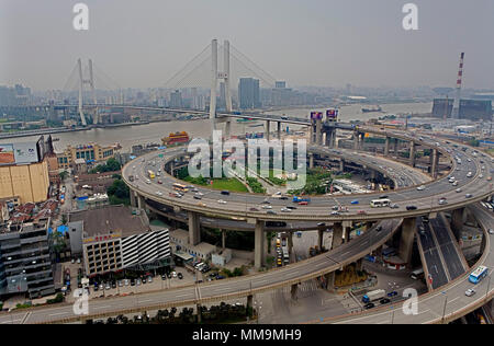 China.Shanghai: Nanpu-Brücke Stockfoto