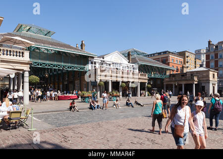 Berühmte überdachte Märkte in Covent Garden. Stockfoto