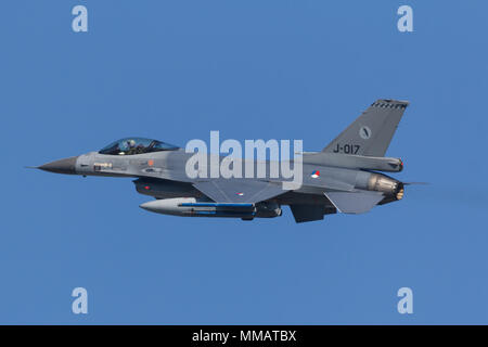 Leeuwarden, Niederlande, April 18, 2018: Ein RNLAF F-16 322 Sqn während der Frisian Flag Übung Stockfoto