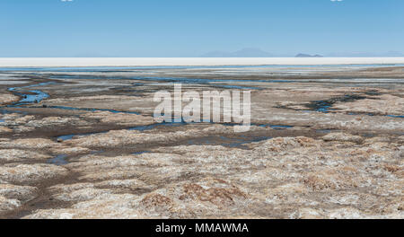 Anzeigen von Uyuni Salzwüste von coquesa - tahua Dorf, Bolivien Stockfoto