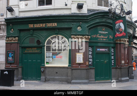 Die Railway Tavern, Liverpool Street am 7. September 2017 in London. Diese Kneipe wird von der Greene King ausführen Stockfoto