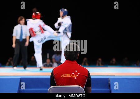 Jasmin Kreuz von Australien vs Stella Whitehead Großbritannien während der Olympischen Spiele 2012 in London bereitet Test Event am ExCel Arena, London, 4. Dezember 2011 Stockfoto