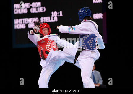 Stella Whitehead Großbritannien vs Sae Bom Ein von Korea konkurrieren in + 67-kg-Klasse der Frauen während der Olympischen Spiele 2012 in London bereitet Test Event am ExCel Arena, London, 4. Dezember 2011 Stockfoto