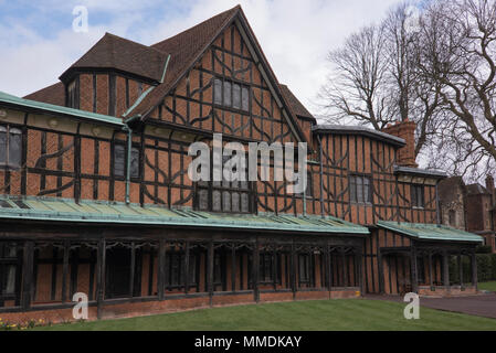 Armenhäuser, die Horseshoe Kreuzgänge, Schloss Windsor, Windsor, Berkshire, Großbritannien Stockfoto