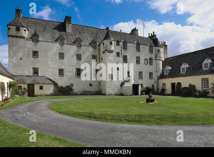 Traquair ist Schottlands älteste bewohnte Haus in den schottischen Borders Stockfoto