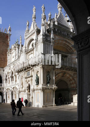 Innenhof der Doge's Palace, Basilika, Venedig, Italien Stockfoto