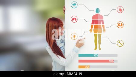 Menschliche Körper Grafik und Statistik Balkendiagramme mit Frau mit Karte Stockfoto