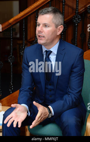 Derek Mackay schottischer Minister mit der Scottish National Party aktuell Kabinett Sekretär für Finanzen und die Verfassung Stockfoto