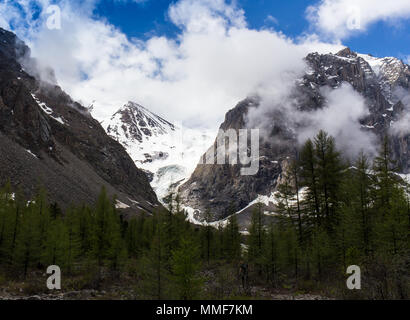 stürmisches Wetter in Bergen oder Giewont Peak, Tatra-Gebirge, Polen Stockfoto