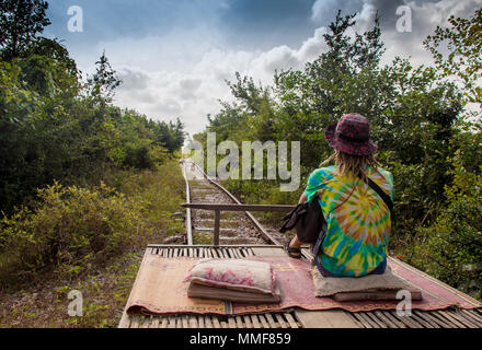 Reise zum Horizont für die Eisenbahnen in Kambodscha Stockfoto