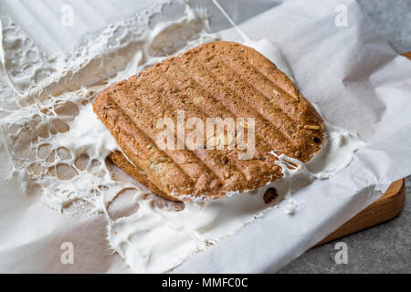 Geröstete Marshmallow Sandwich mit Schokoladensauce/Fluffernutter. Süßwaren Wüste. Stockfoto