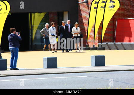 Portsmouth, Großbritannien. 11. Mai 2018. Prinzessin Anne und der Königin Hubschrauber Credit: FSM Fotografie/Alamy leben Nachrichten Stockfoto